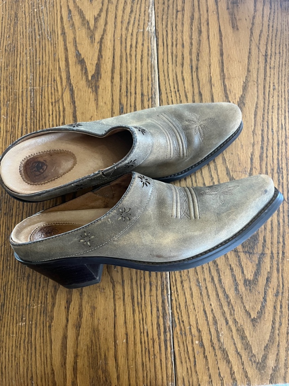 Ariat Slip-On brown leather Western Mule